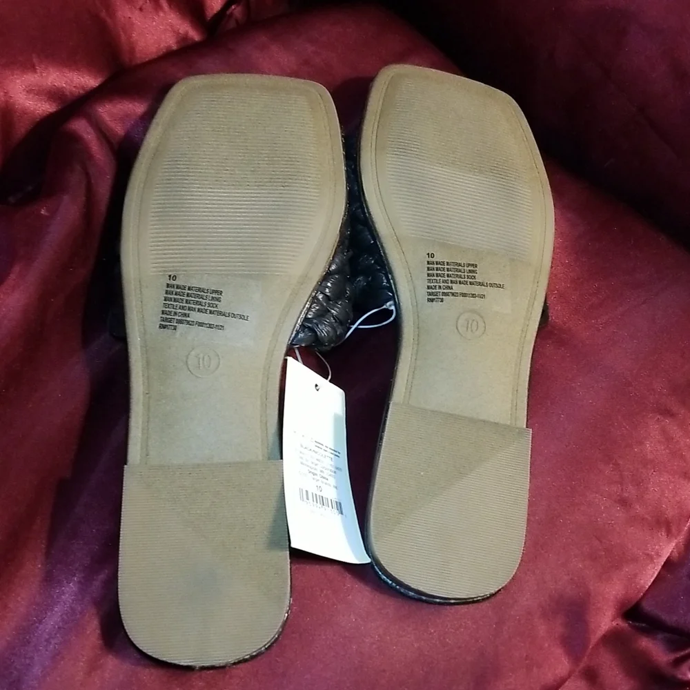 NWT size 10 memory foam foot bed padded sandal slide slippers - Picture 6 of 7